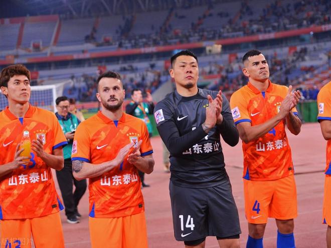 详细阅读:od体育官方登录入口-凭借一波山东泰山,中超成功破门,现场观众齐声高喊的简单介绍 od体育官方登录入口-凭借一波山东泰山,中超成功破门,现场观众齐声高喊的简单介绍