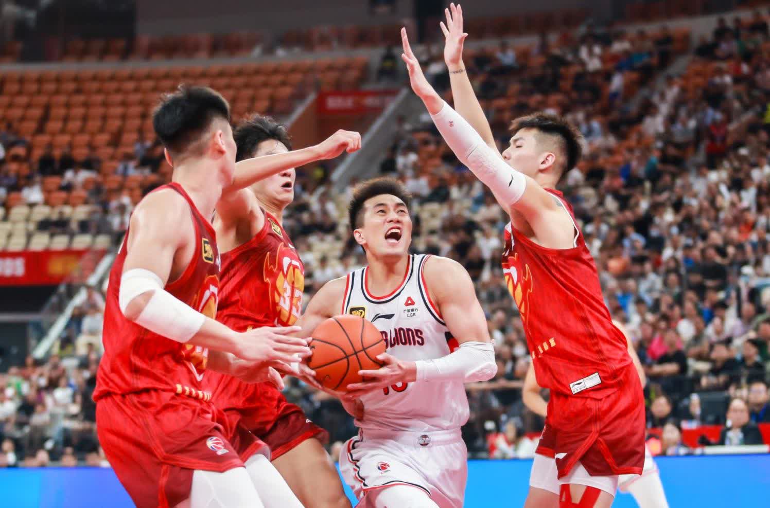 od体育网址-关于广州球队同日比赛，谁将成为胜利者的信息