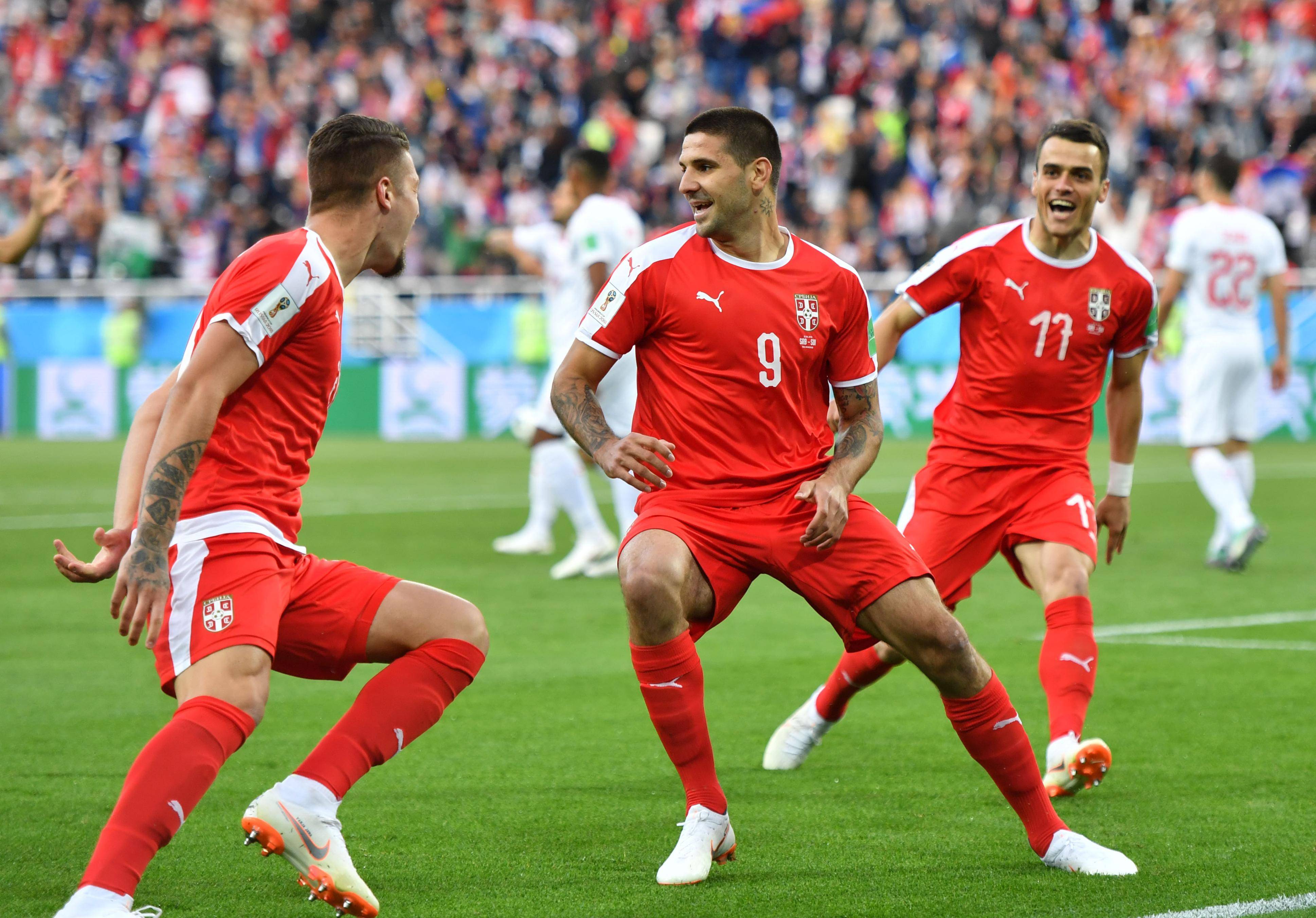 od体育官方入口-包含AC米兰门将状态神勇，成为守门利器的词条