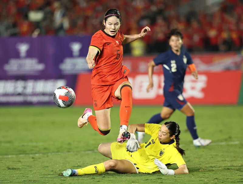 od体育官网app-精彩瞬间:女足比赛中的惊人进球的简单介绍