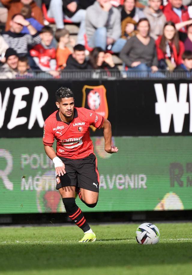 od体育网页版登录入口-图尔客场战平里昂，略显平淡战绩的简单介绍